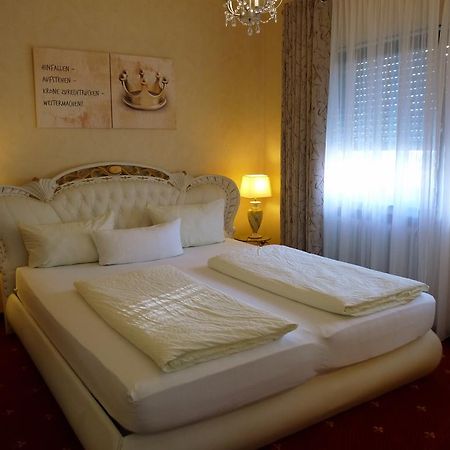 Hotel Geissler Estugarda Quarto foto
